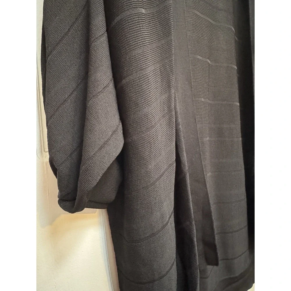 Chico's‎ Size 1 Black Shrug Style Open Kimono Jacket